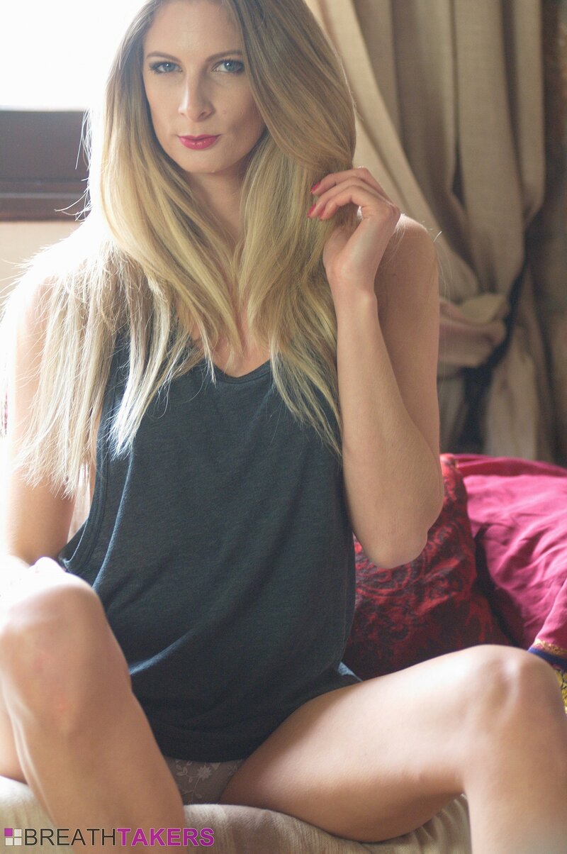 Мила, 24 года, 0 размер груди